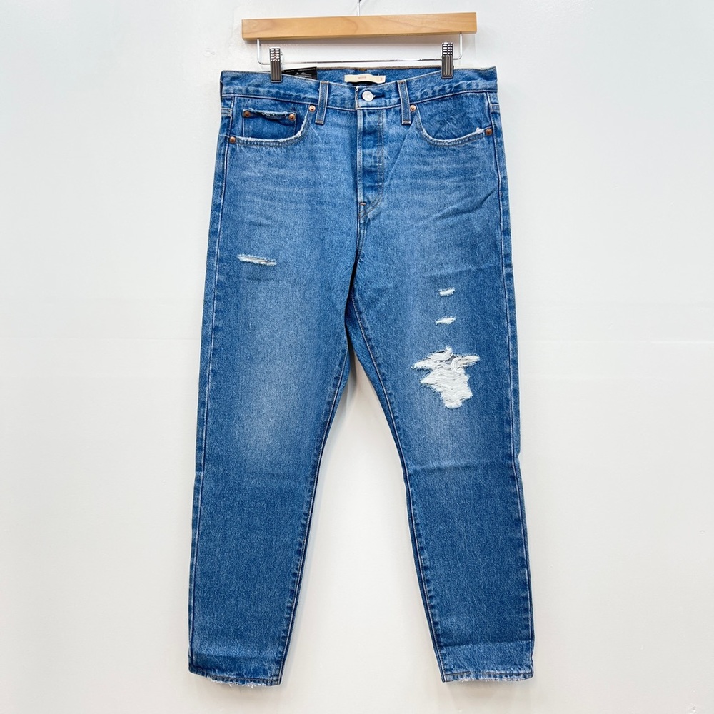 Levi’s Wedgie High Rise Tapered Leg in Athens Asleep size 31 NWT